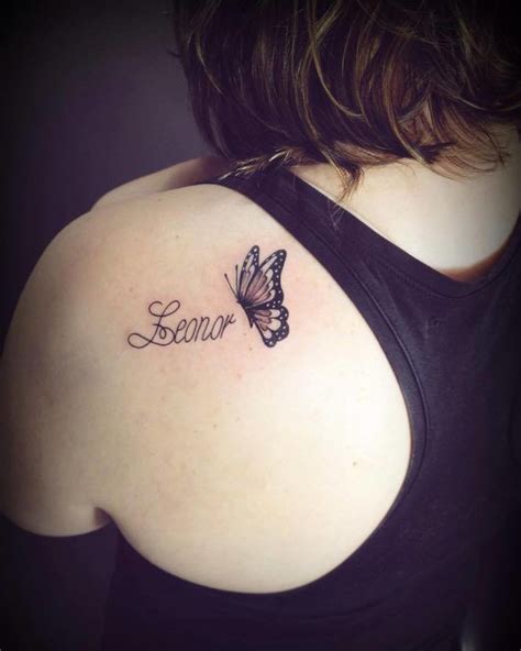 mariposa con nombre tatuaje|tatuajes de mariposa para mujer.